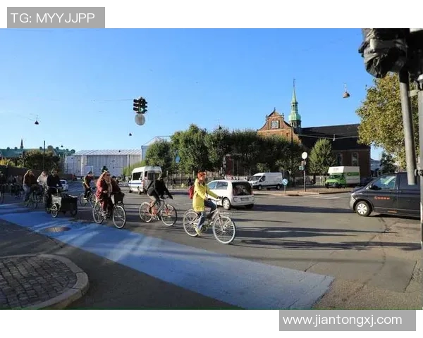 丹麦与瑞典足球比赛实时比分更新及精彩瞬间回顾 丹麦与瑞典足球比赛实时比分更新及精彩瞬间回顾