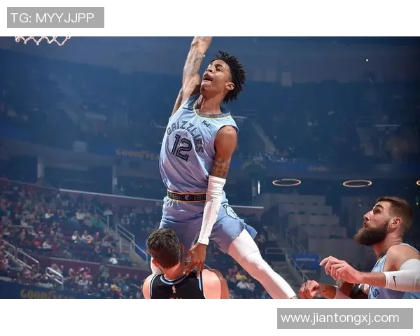 扎克拉文的篮球之路：从天赋少年到NBA明星的蜕变与坚持