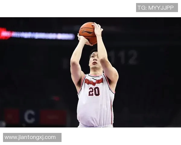 任骏飞领衔新赛季篮球盛宴展现全能球技与团队精神的完美结合