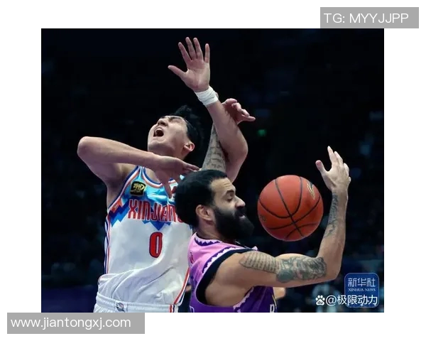 季后赛首轮激战新疆对决广东谁能挺进下一轮争夺荣耀