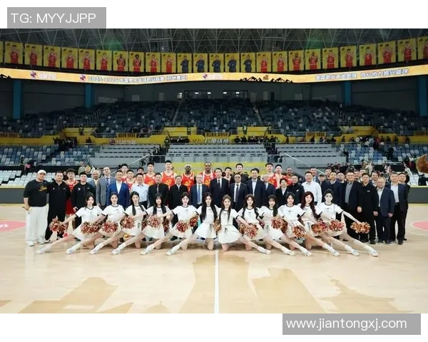 辽宁男篮与浙江广厦激战正酣谁将赢得这场篮球巅峰对决