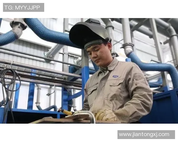 LNG中路突破分析:成功与失败的关键因素探讨 LNG中路突破分析:成功与失败的关键因素探讨